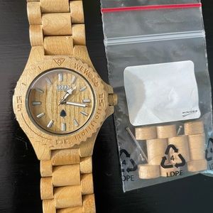 WeWood Watch